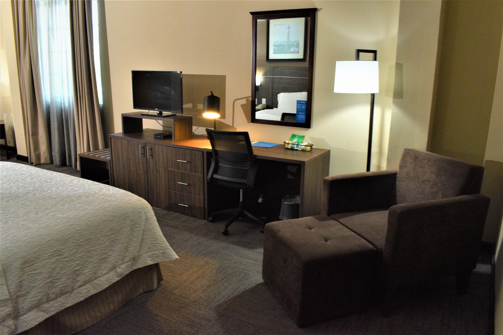 Hampton Inn Tampico Zona Dorada Bagian luar foto