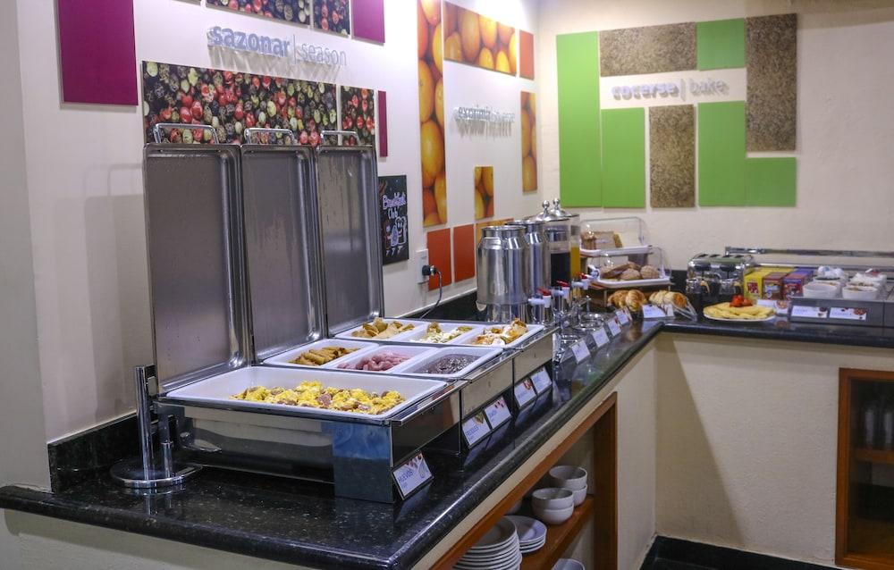 Hampton Inn Tampico Zona Dorada Bagian luar foto