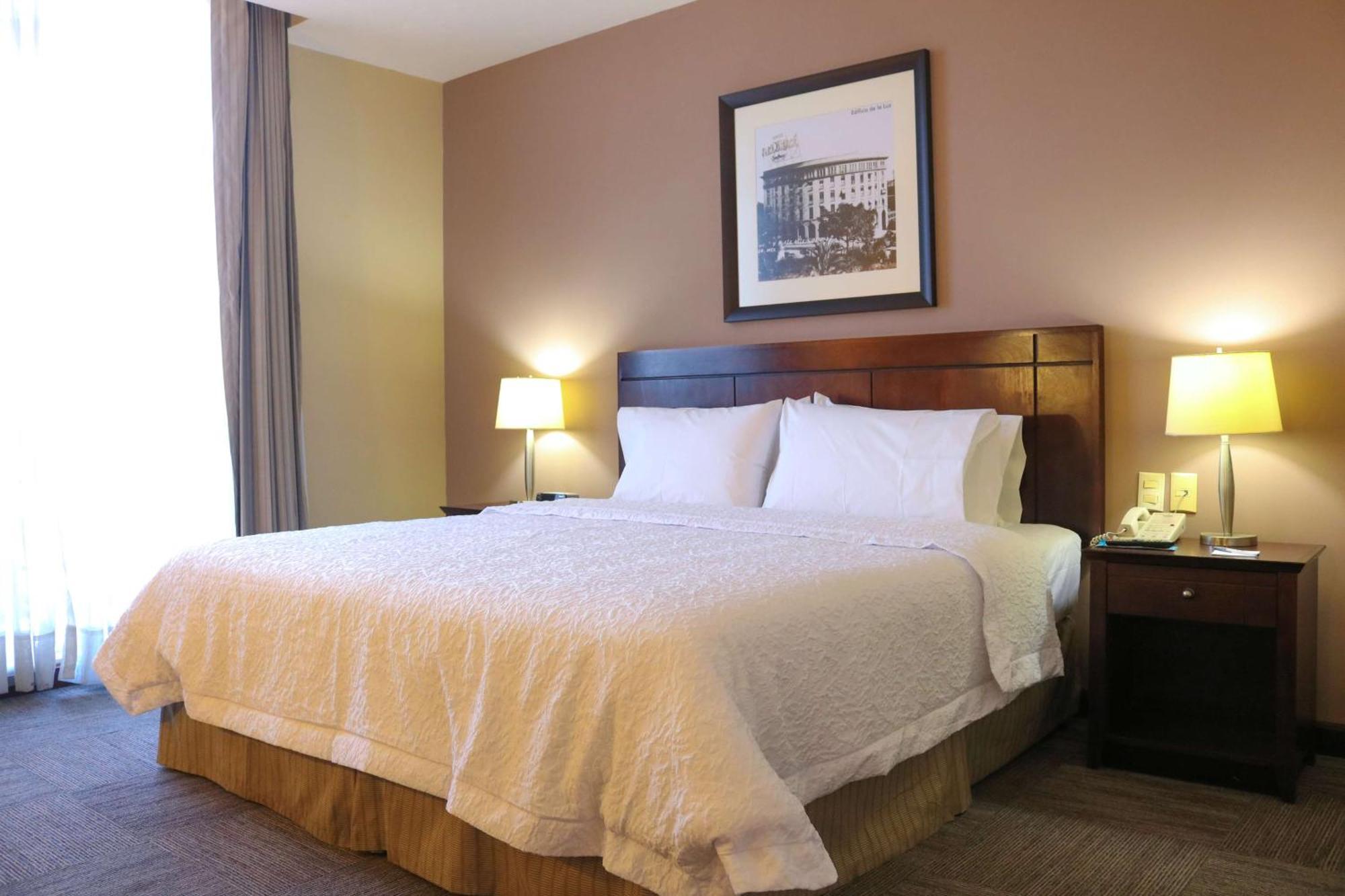 Hampton Inn Tampico Zona Dorada Bagian luar foto