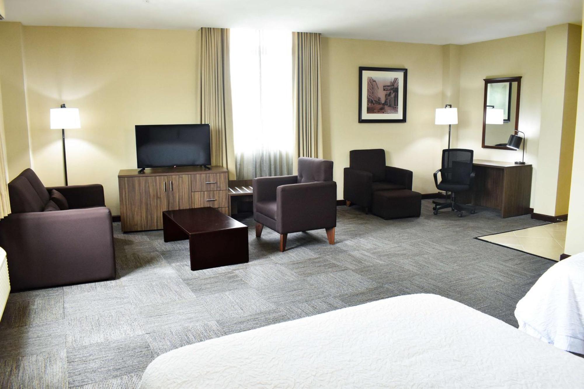 Hampton Inn Tampico Zona Dorada Bagian luar foto